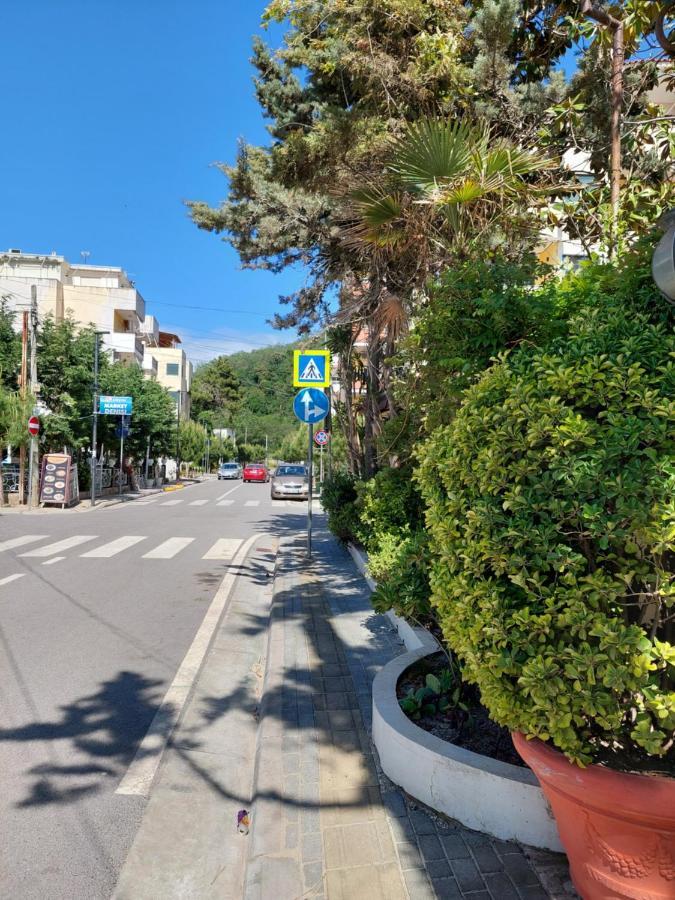 Hotel Nacional Durres Exterior photo